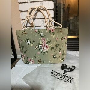 Farmhouse is My style Green Flower Bag